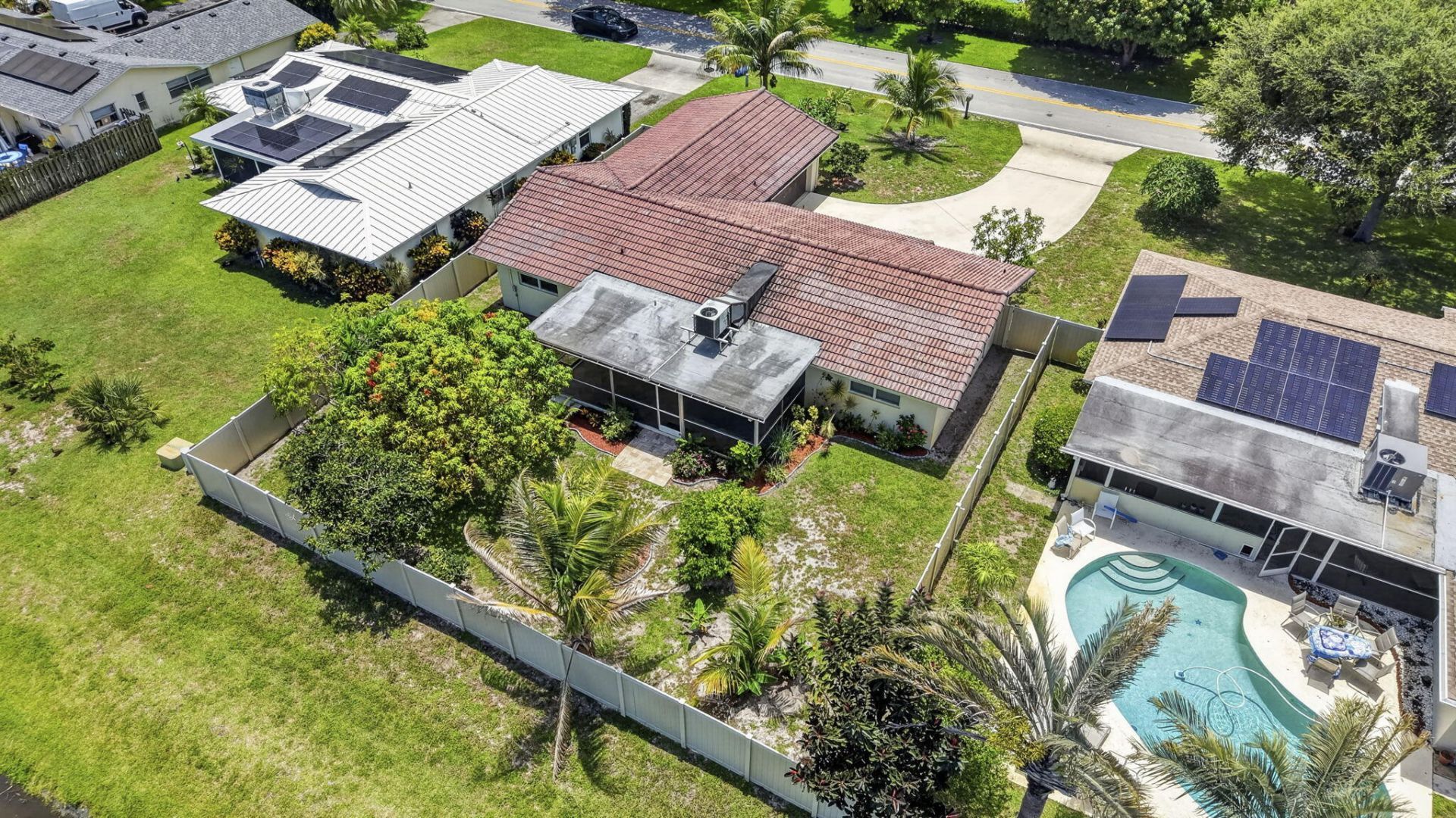 9860 Honeysuckle Avenue, Palm Beach Gardens, FL 33410 Photo