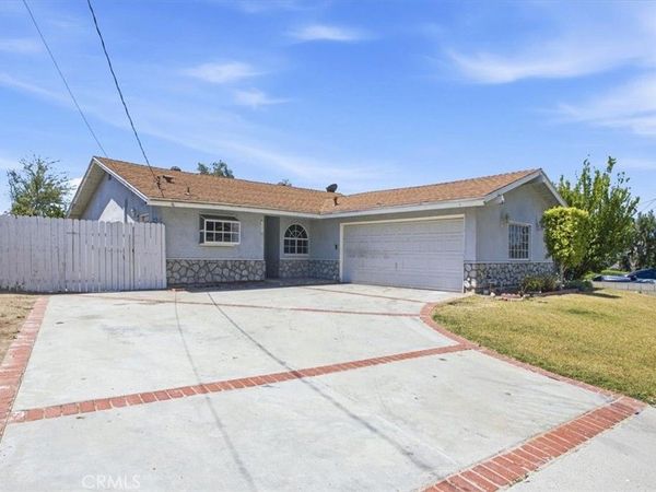 28234 Enderly Street, Canyon Country, CA 91351