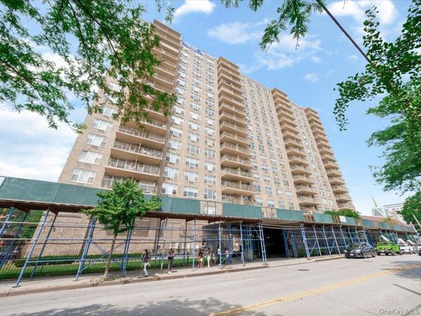 41-40 Union Street , Unit 8V, Flushing, NY 11355