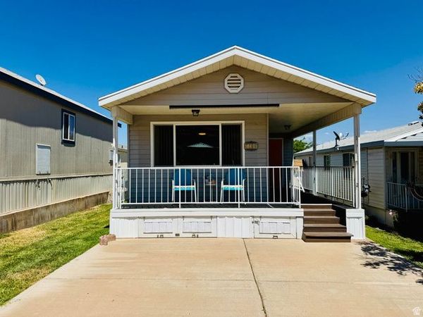 1150 W RED HILLS PKWY , Unit #150, Washington, UT 84780