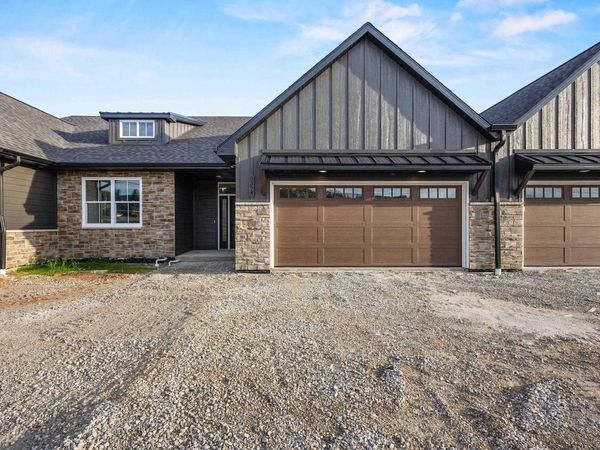 3375 SHAWANO AVENUE, Green Bay, WI 54313