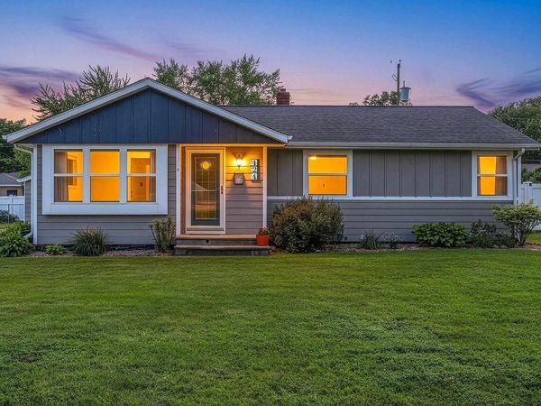 424 MEMORY COURT, Green Bay, WI 54301