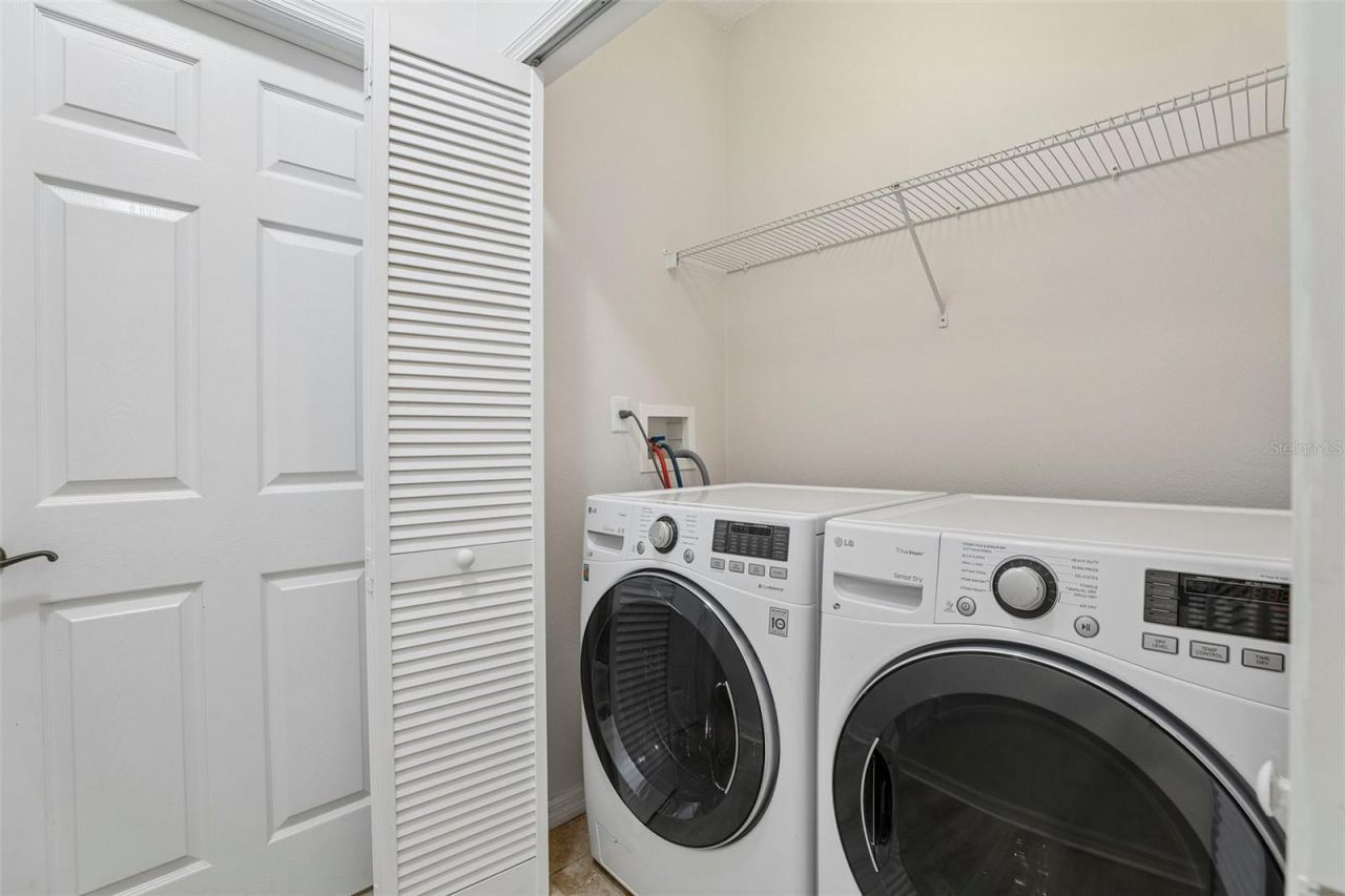 11564 Mizzon Drive, Unit 102, Windermere, FL 34786 Photo