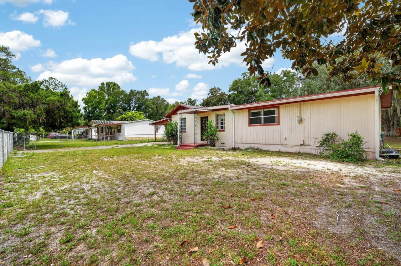 131 Dunn Avenue, San Mateo, FL 32187 Photo