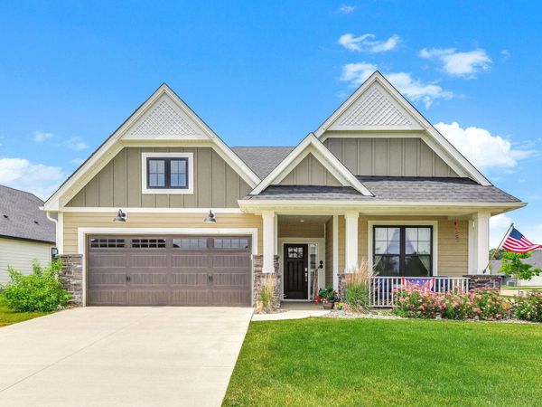 11402 Kings Court N, Lake Elmo, MN 55042