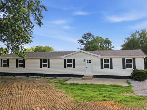 28480 E Mission Road , El Dorado Springs, MO 64744