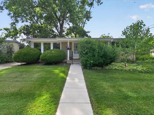 2710 Hampshire Road, Ann Arbor, MI 48104