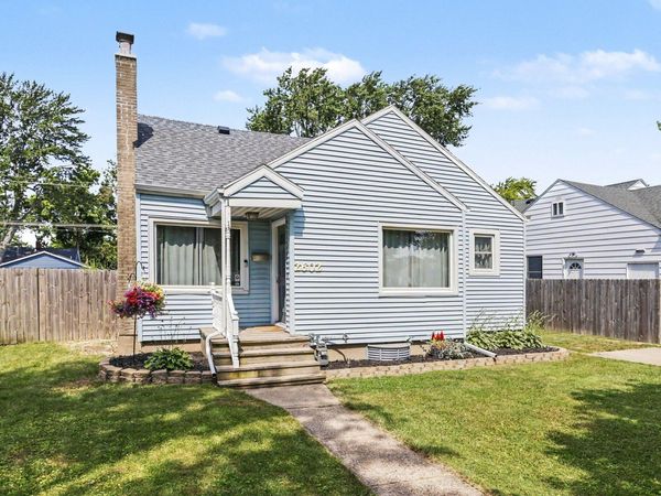 2602 Willa Drive, St. Joseph, MI 49085