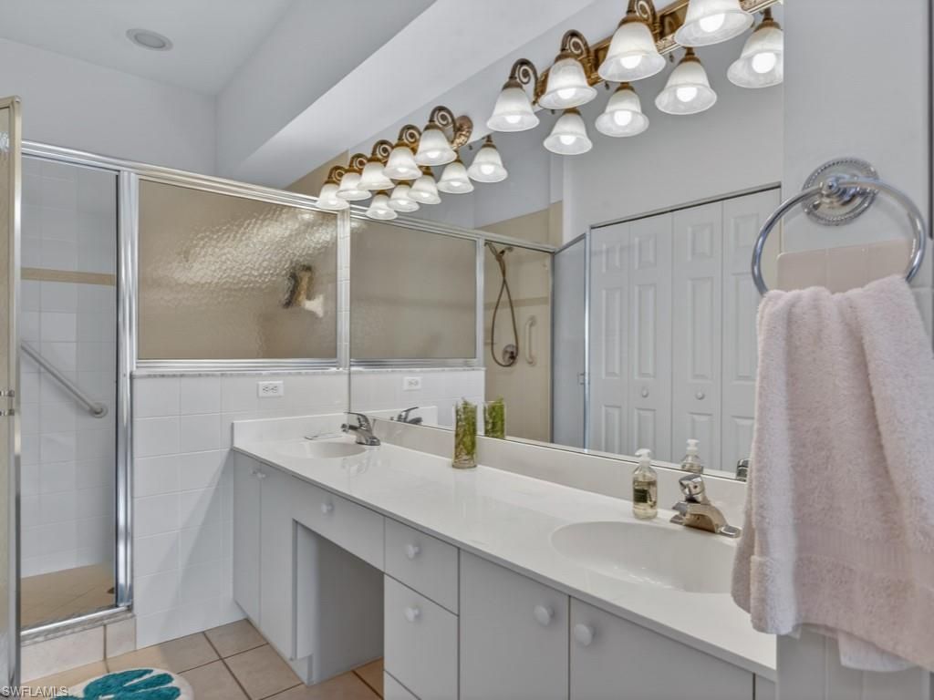 5210 Birmingham Dr , Unit 101, Naples, FL 34110 Photo