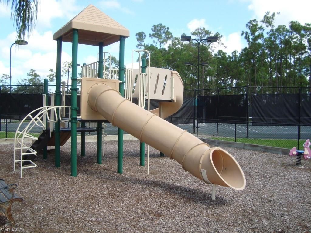 5210 Birmingham Dr , Unit 101, Naples, FL 34110 Photo