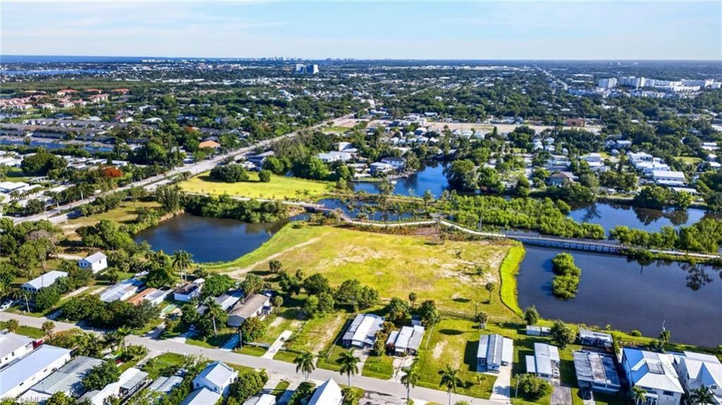 144 Jeepers Dr, Naples, FL 34112 Photo