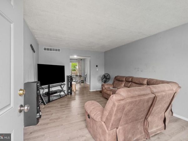 10 MITNICK COURT, BALTIMORE, MD 21236
