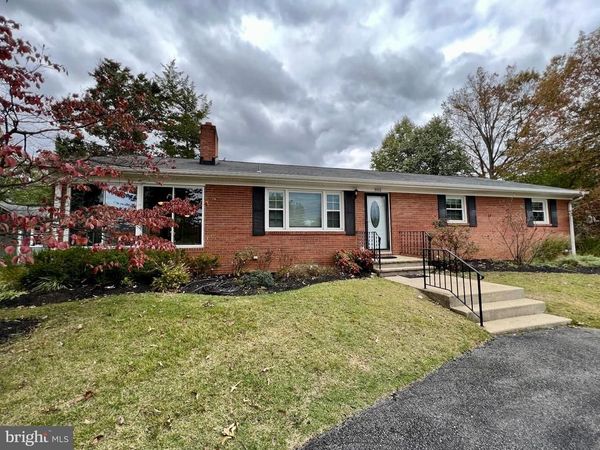 800 SEVERN DRIVE, LA PLATA, MD 20646