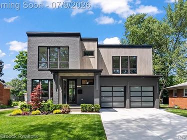 1673 Hazel Street, Birmingham, MI 48009