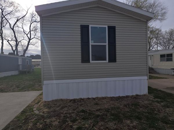 833 E Duke St, Unit 5, Vermillion, SD 57069