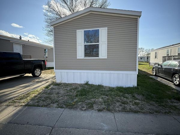 833 E Duke St, Unit 65, Vermillion, SD 57069