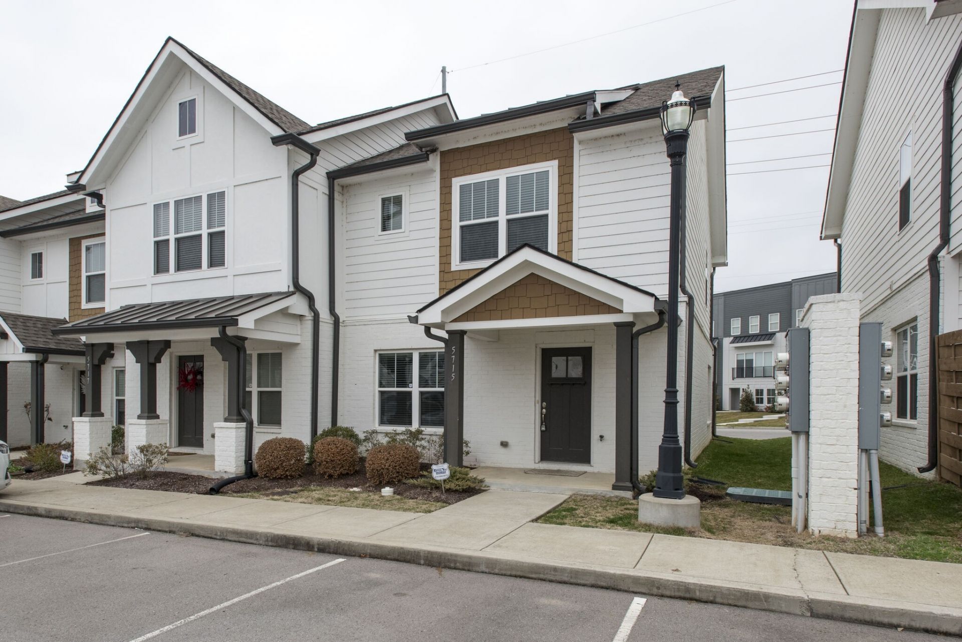 5715 California Ave, Nashville, TN 37209 Main Photo