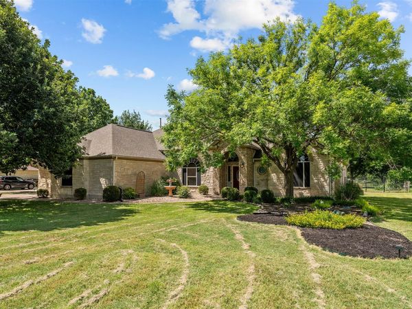 186 Brushy Creek TRL, Hutto, TX 78634