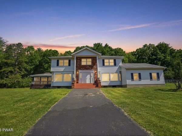 1163 Bush Road , Cresco, PA 18326
