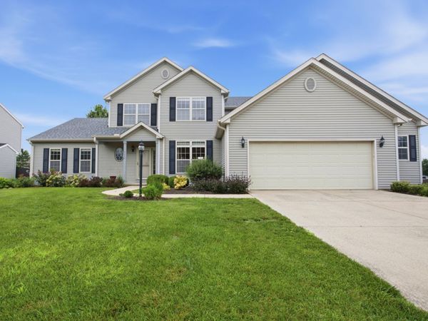 3409 Waterville Court , Champaign, IL 61822