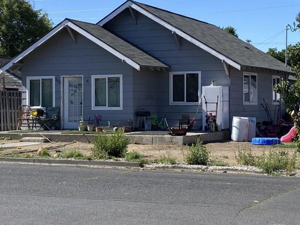 205 SW Black Butte Boulevard, Redmond, OR 97756