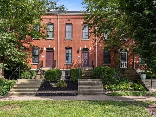 3330 Shutten Way, St Charles, MO 63301