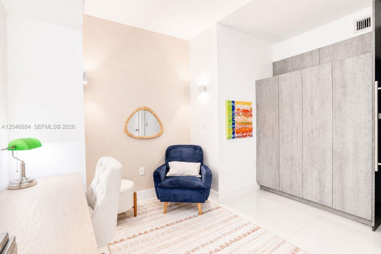 1010 Brickell Ave , Unit 2402, Miami, FL 33131 Photo