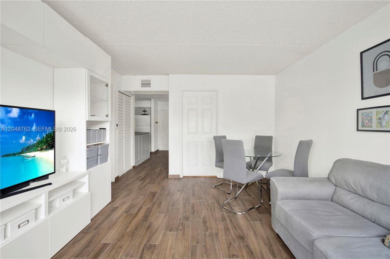 Please Call For Address, Unit 113, Hialeah, FL 33015 Photo