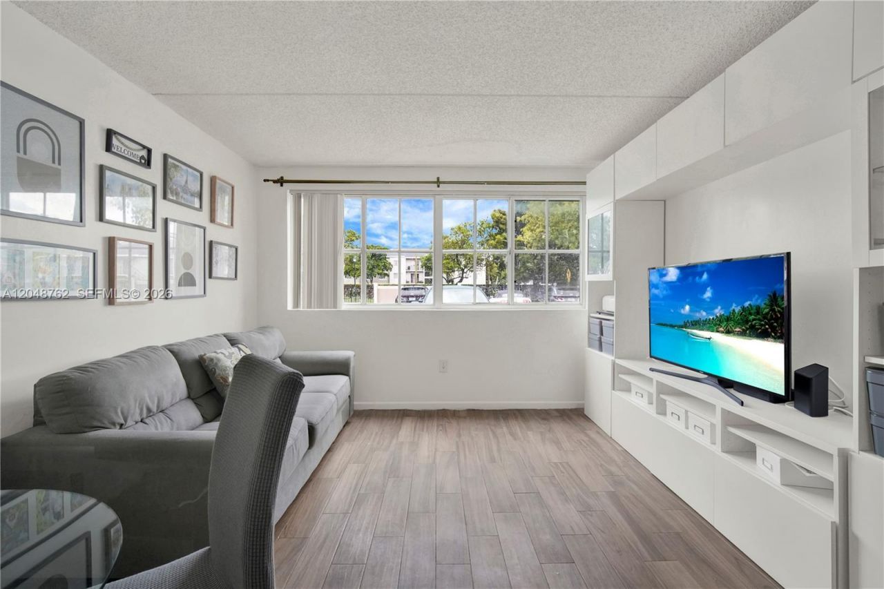 Please Call For Address, Unit 113, Hialeah, FL 33015 Photo