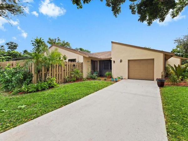 901 NW 26th Ave , Delray Beach, FL 33445