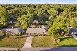 742 Leafwood Road photo 4
