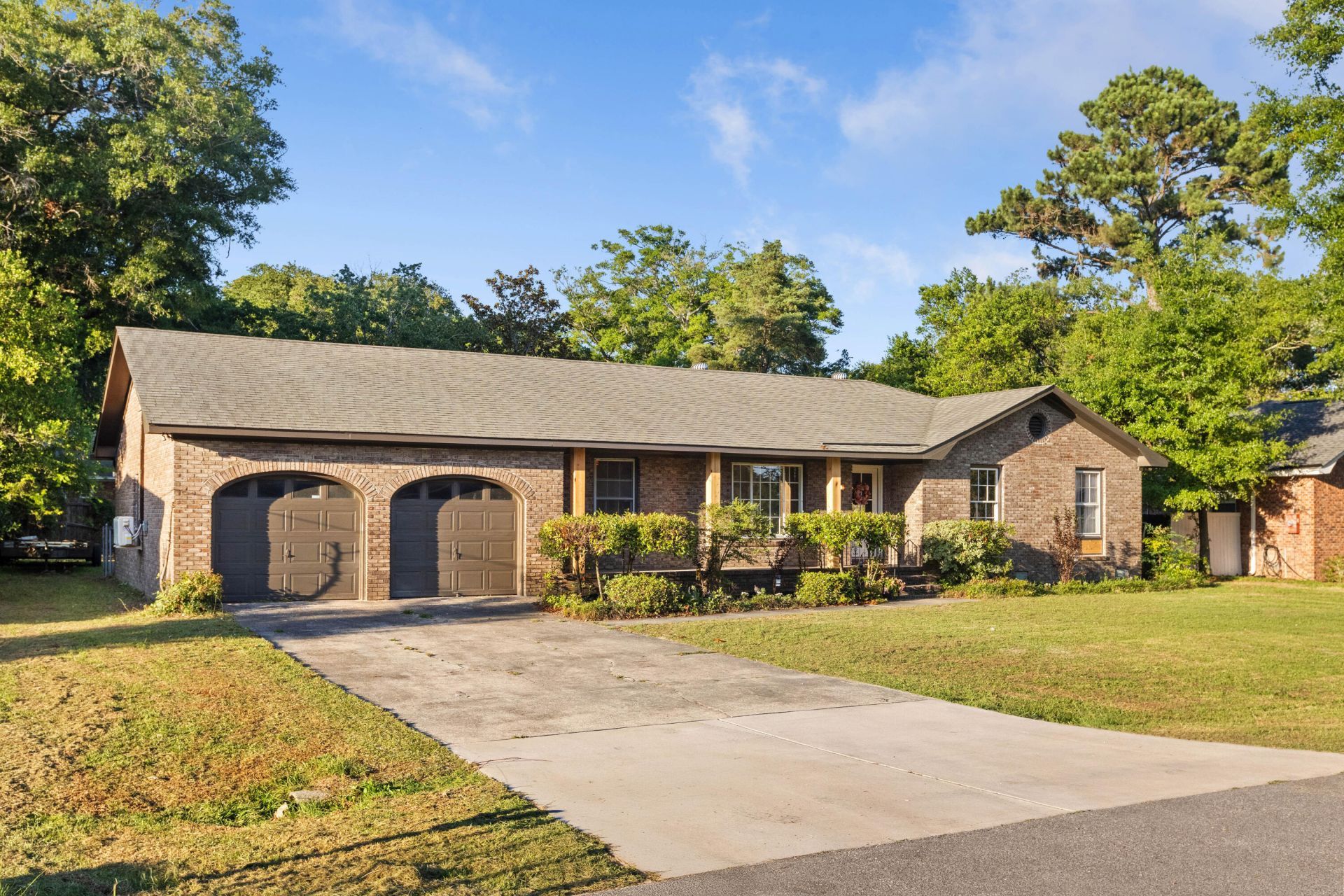 742 Leafwood Road Photo 6