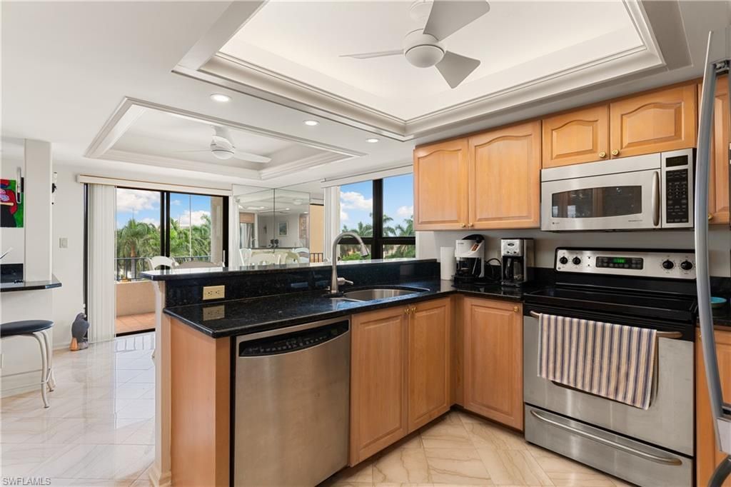 4451 Gulf Shore Blvd N, Unit 505, Naples, FL 34103 Photo