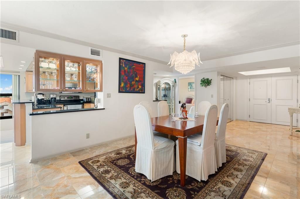 4451 Gulf Shore Blvd N, Unit 505, Naples, FL 34103 Photo