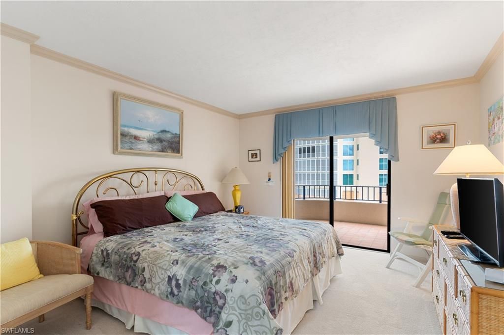 4451 Gulf Shore Blvd N, Unit 505, Naples, FL 34103 Photo