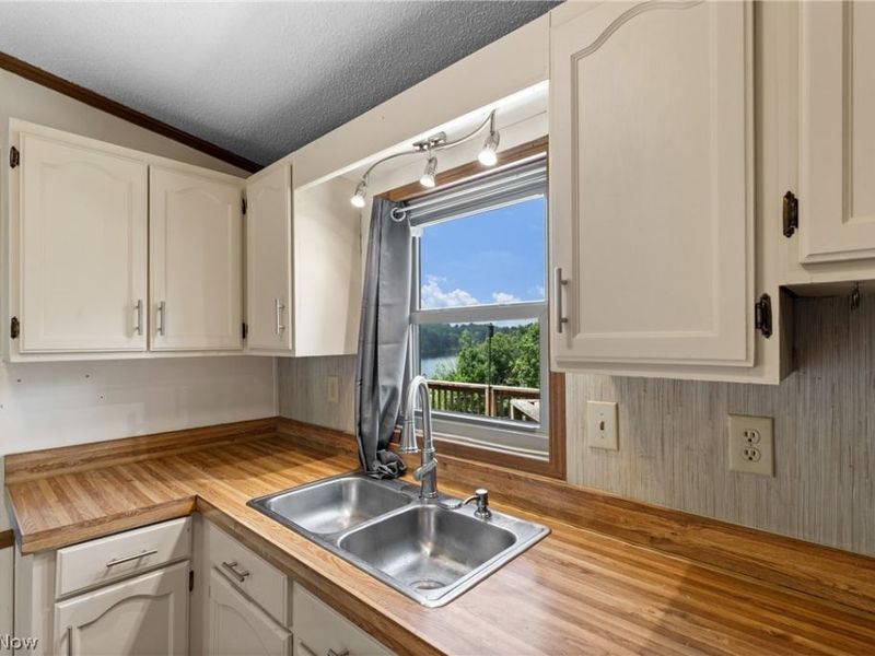 41468 Lane Scool Road, Beallsville, OH 43716 Photo 8