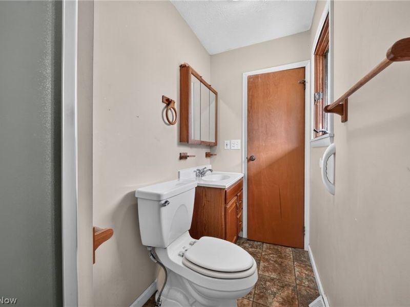 4552 N Monroe Center Road, Kingsville, OH 44048 Photo 19