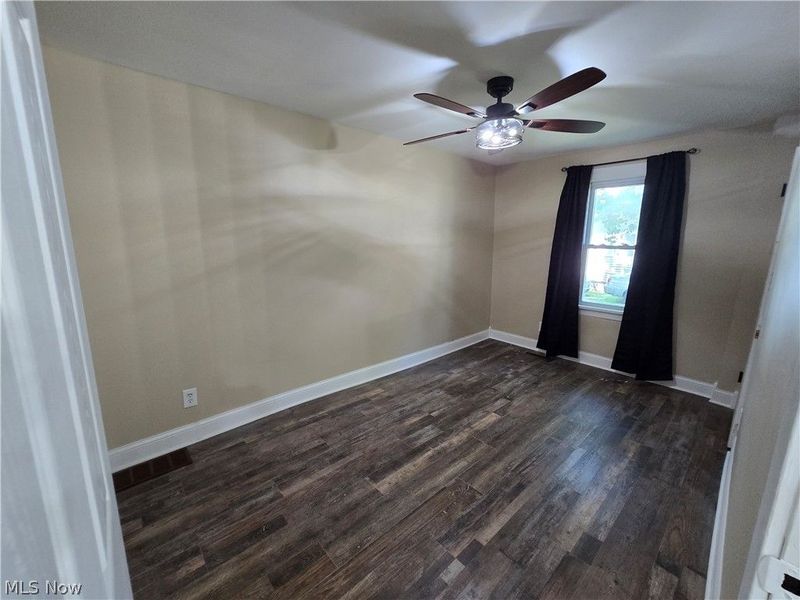 132 E Main Street, South Amherst, OH 44001 Photo 13