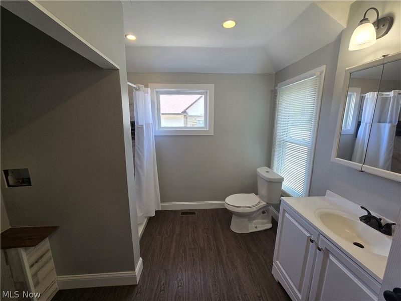 132 E Main Street, South Amherst, OH 44001 Photo 23