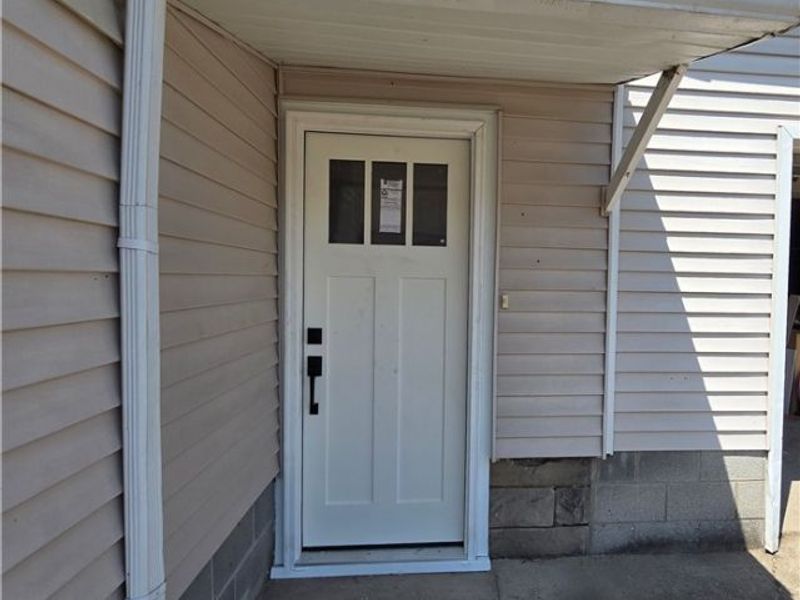 132 E Main Street, South Amherst, OH 44001 Photo 5