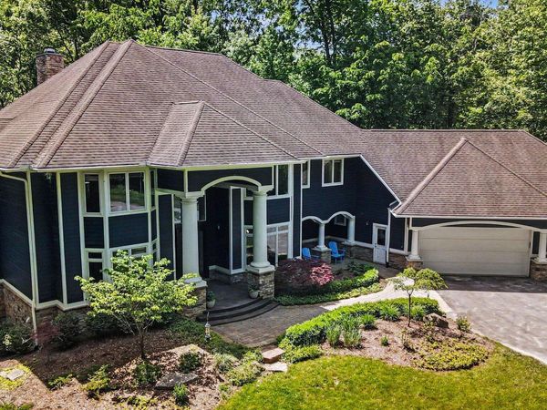 6311 Cobblestone Lane, Dexter, MI 48130