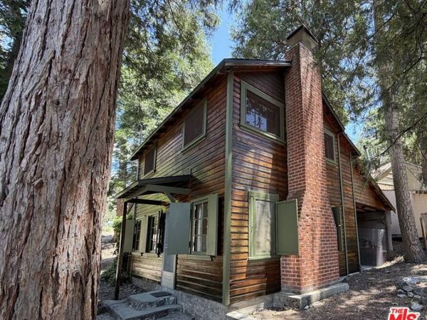 41471 Valley Of The Falls Drive, Forest Falls, CA 92339