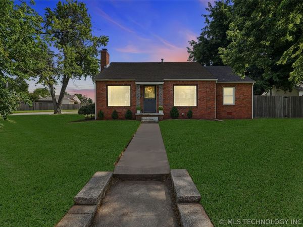 2303 S Delaware Court , Tulsa, OK 74114