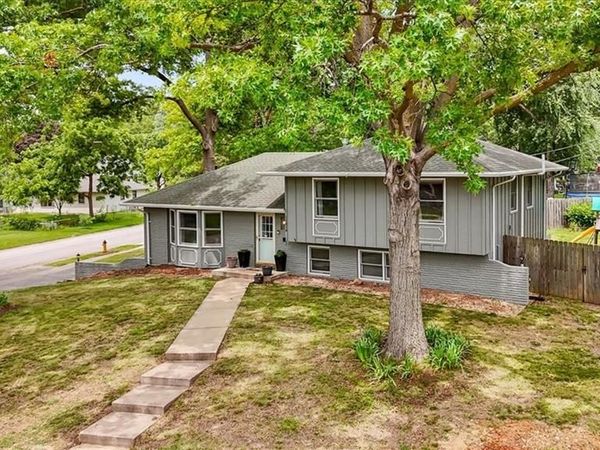 11614 McAnany Drive, Shawnee Mission, KS 66203