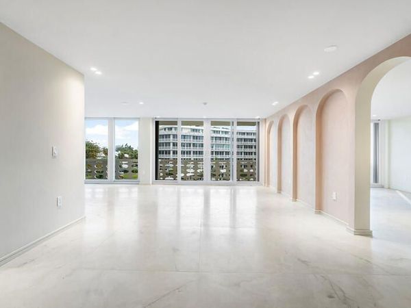 100 Sunrise Avenue, Unit 418, Palm Beach, FL 33480