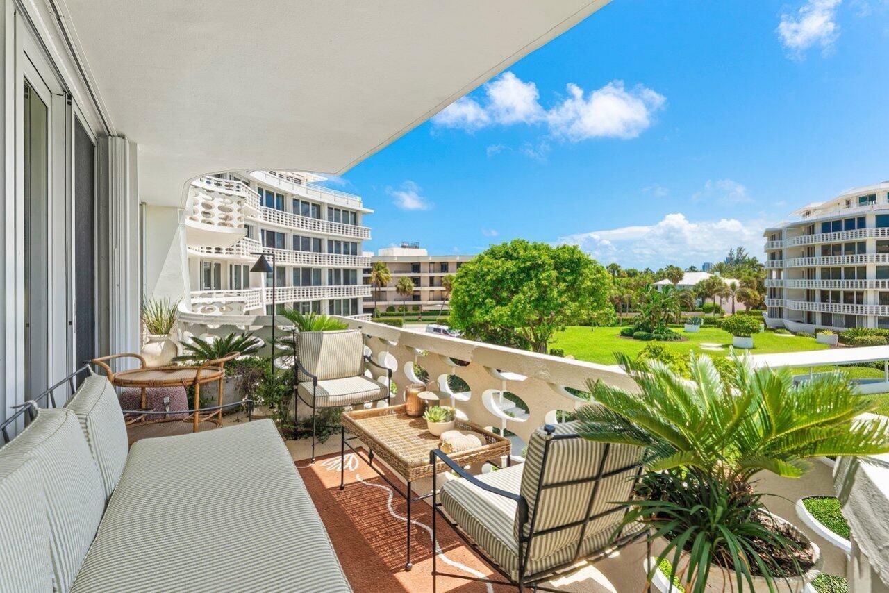 100 Sunrise Avenue, Unit 418, Palm Beach, FL 33480 Photo