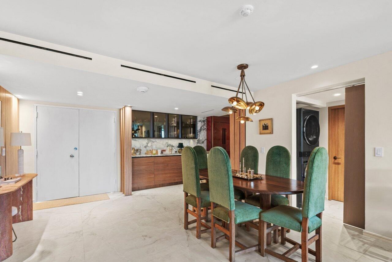 100 Sunrise Avenue, Unit 418, Palm Beach, FL 33480 Photo