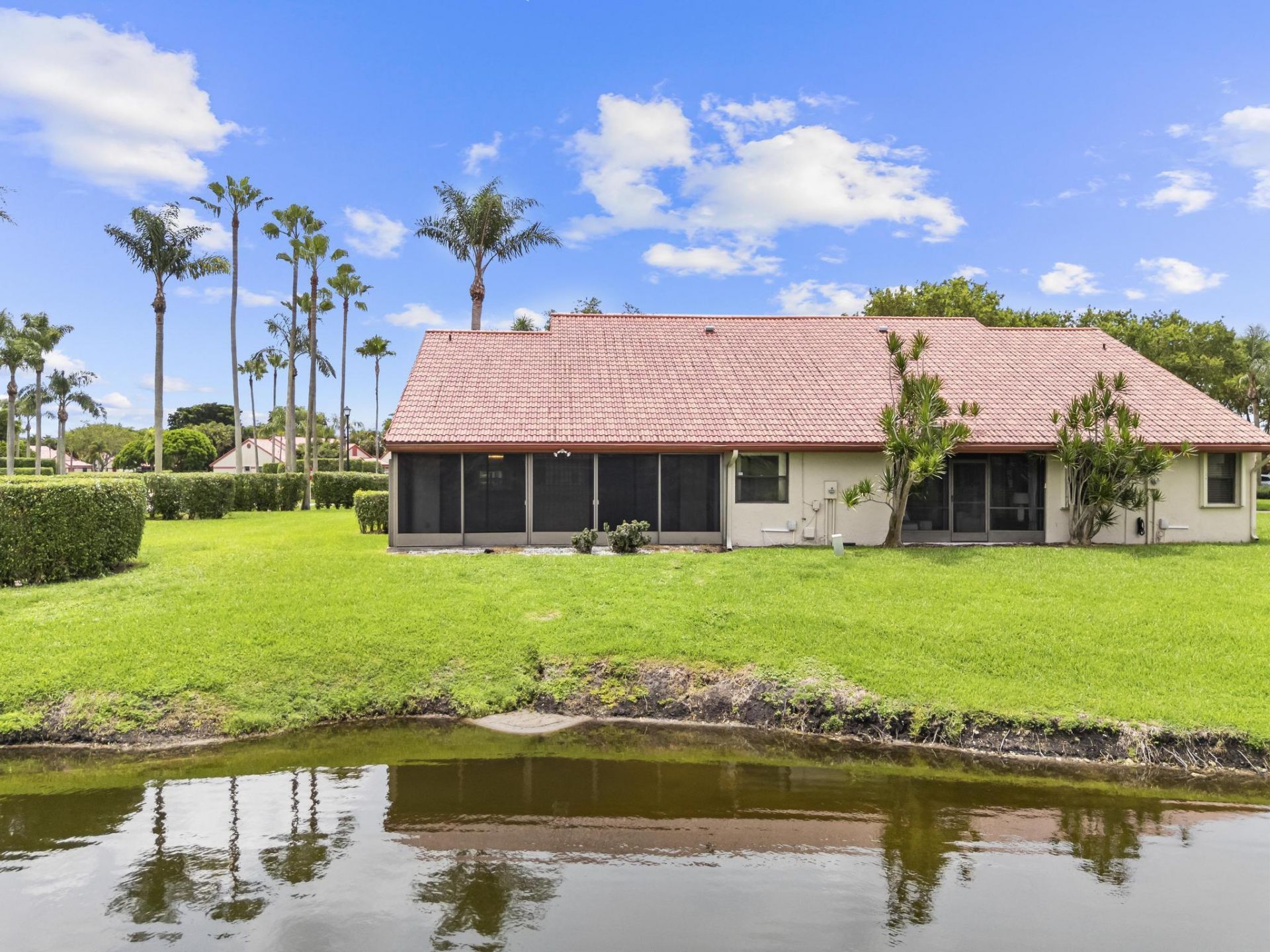 7792 Lexington Club Boulevard, Unit B, Delray Beach, FL 33446 Photo