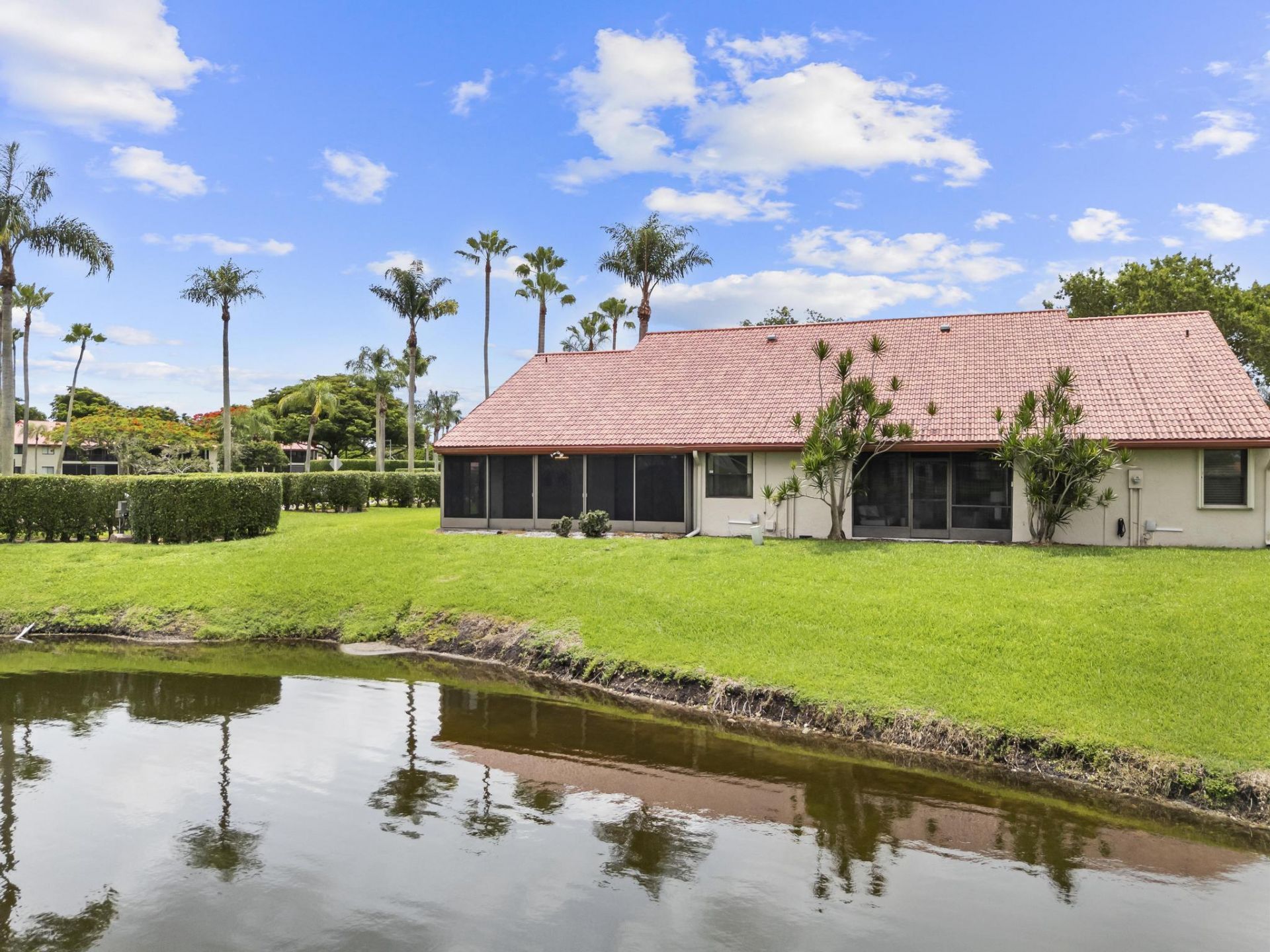 7792 Lexington Club Boulevard, Unit B, Delray Beach, FL 33446 Photo