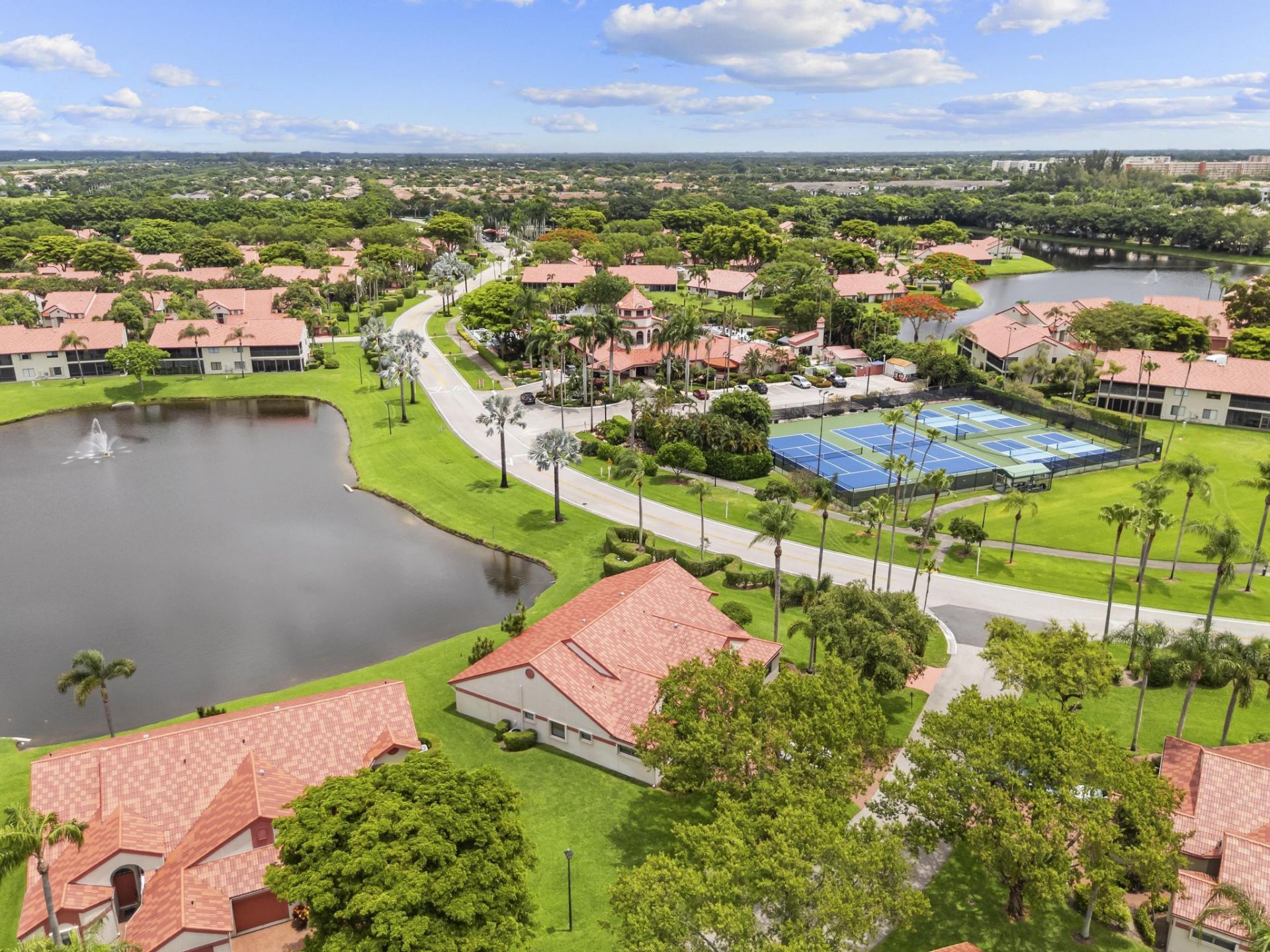 7792 Lexington Club Boulevard, Unit B, Delray Beach, FL 33446 Photo